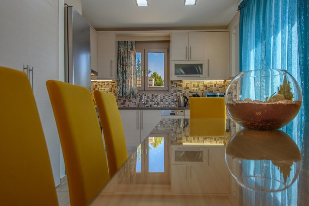 Golden Sky Villa 카밀라리 외부 사진