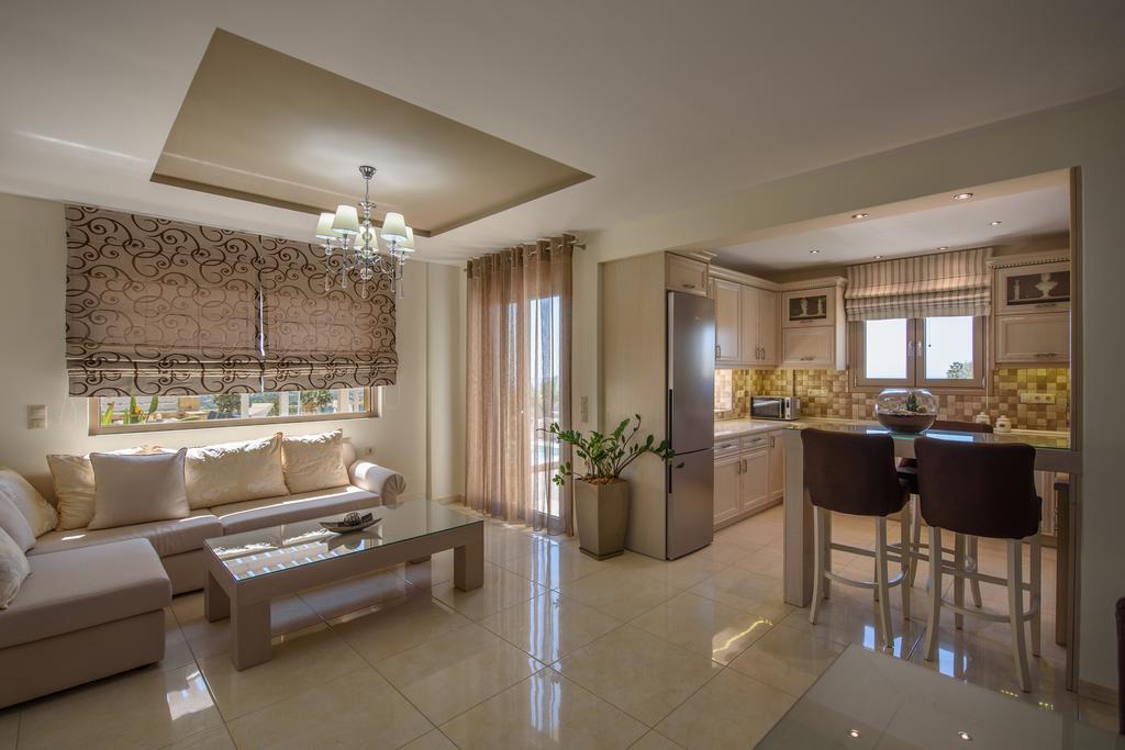 Golden Sky Villa 카밀라리 외부 사진