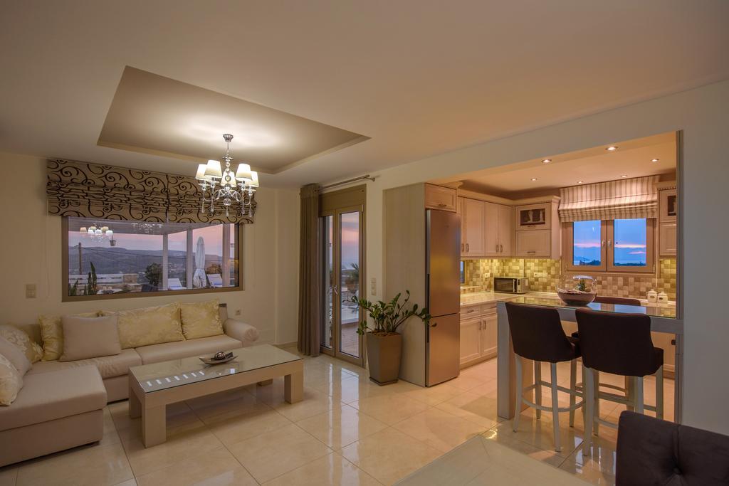 Golden Sky Villa 카밀라리 외부 사진